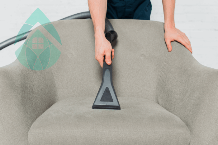Limpeza de sofá